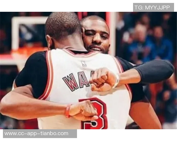 皮尔斯与女主持探讨男友点赞大屁股女是否算出轨引发热议