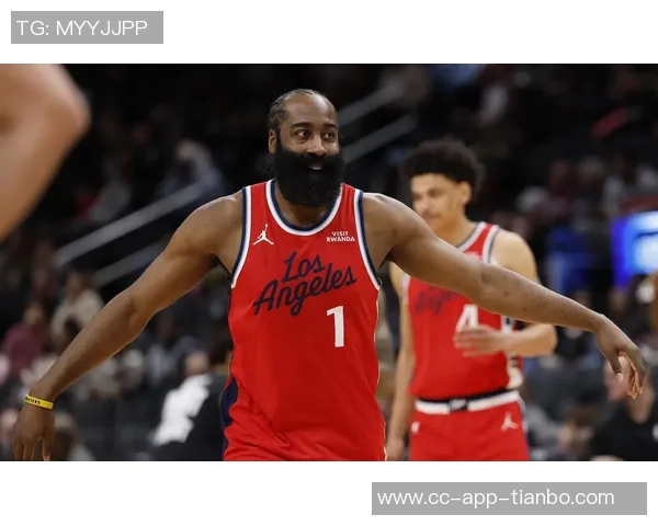 哈登季前赛助攻如潮小卡火力全开祖巴茨高效表现引期待