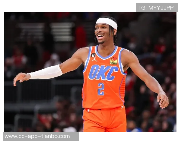 比尔西蒙斯称爱德华兹为现役前五球员自信超越亚历山大